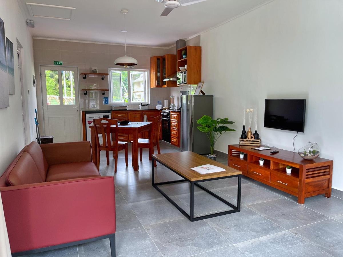 Anv * Grand Anse (Praslin)